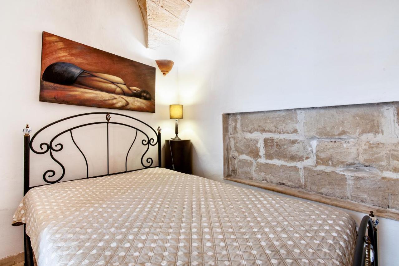 Antiche Volte B&B Lecce Exterior photo